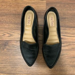 Me Too Black Pointy Toed Flat